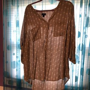 Torrid grey tribal shirt, size 3